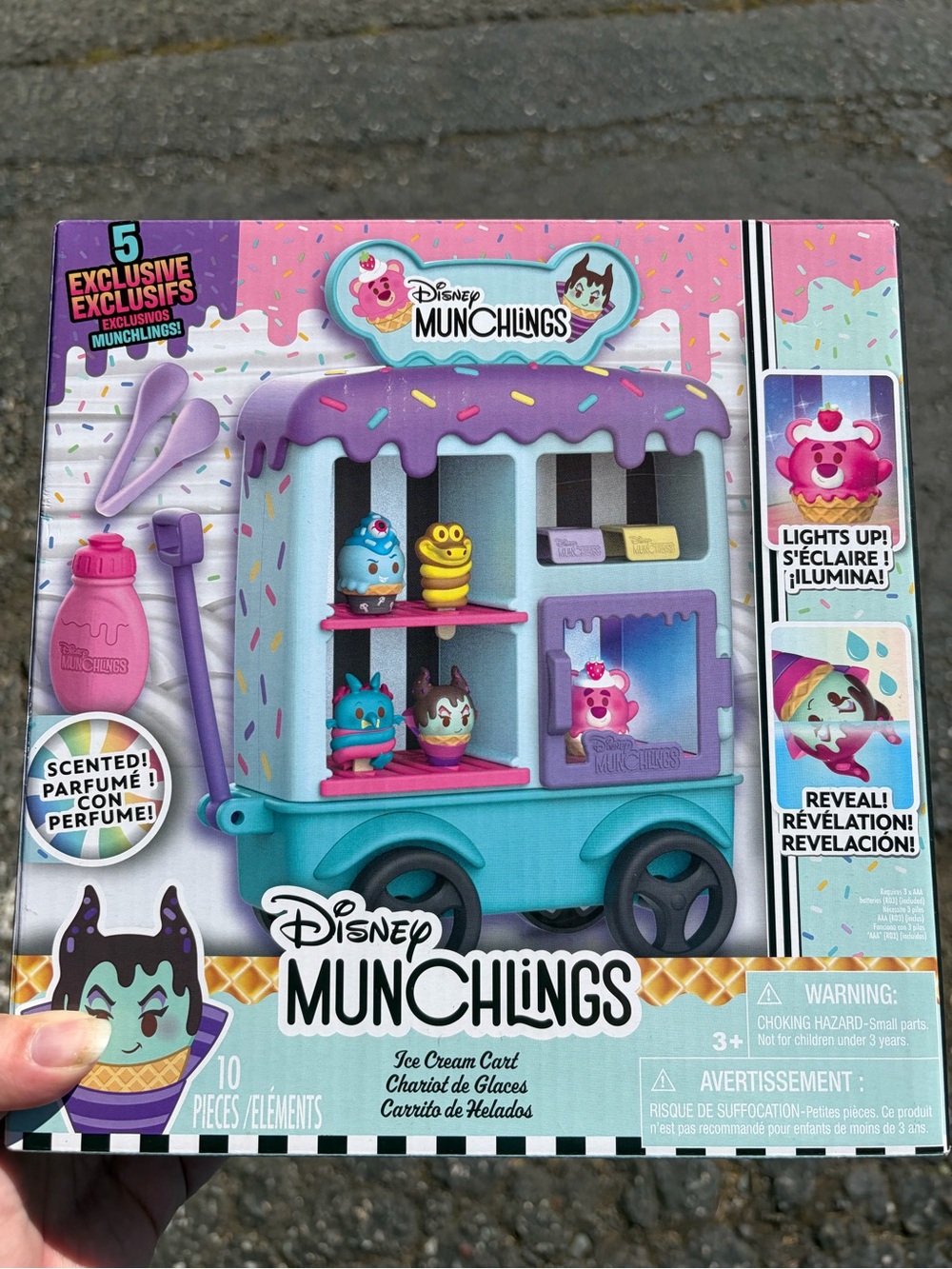 Disney NWT Munchlings Ice Cream Cart 10 Piece Color Changing Figure Playset - Picture 10 of 13